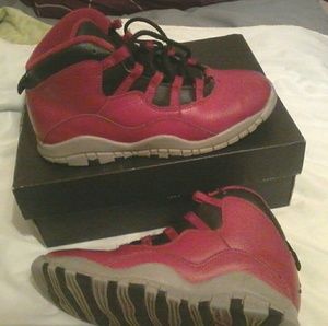 Jordan red 10's